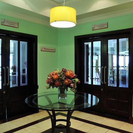 Cresta President Hotel Gaborone Dış mekan fotoğraf