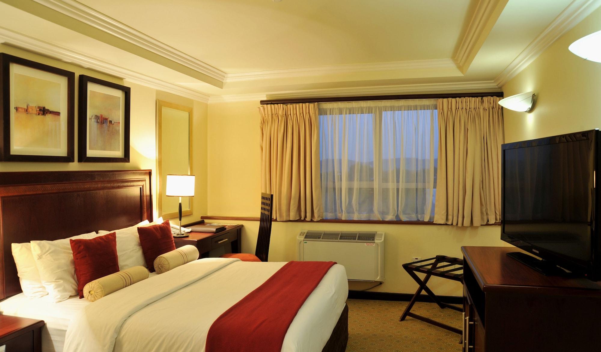 Cresta President Hotel Gaborone Dış mekan fotoğraf
