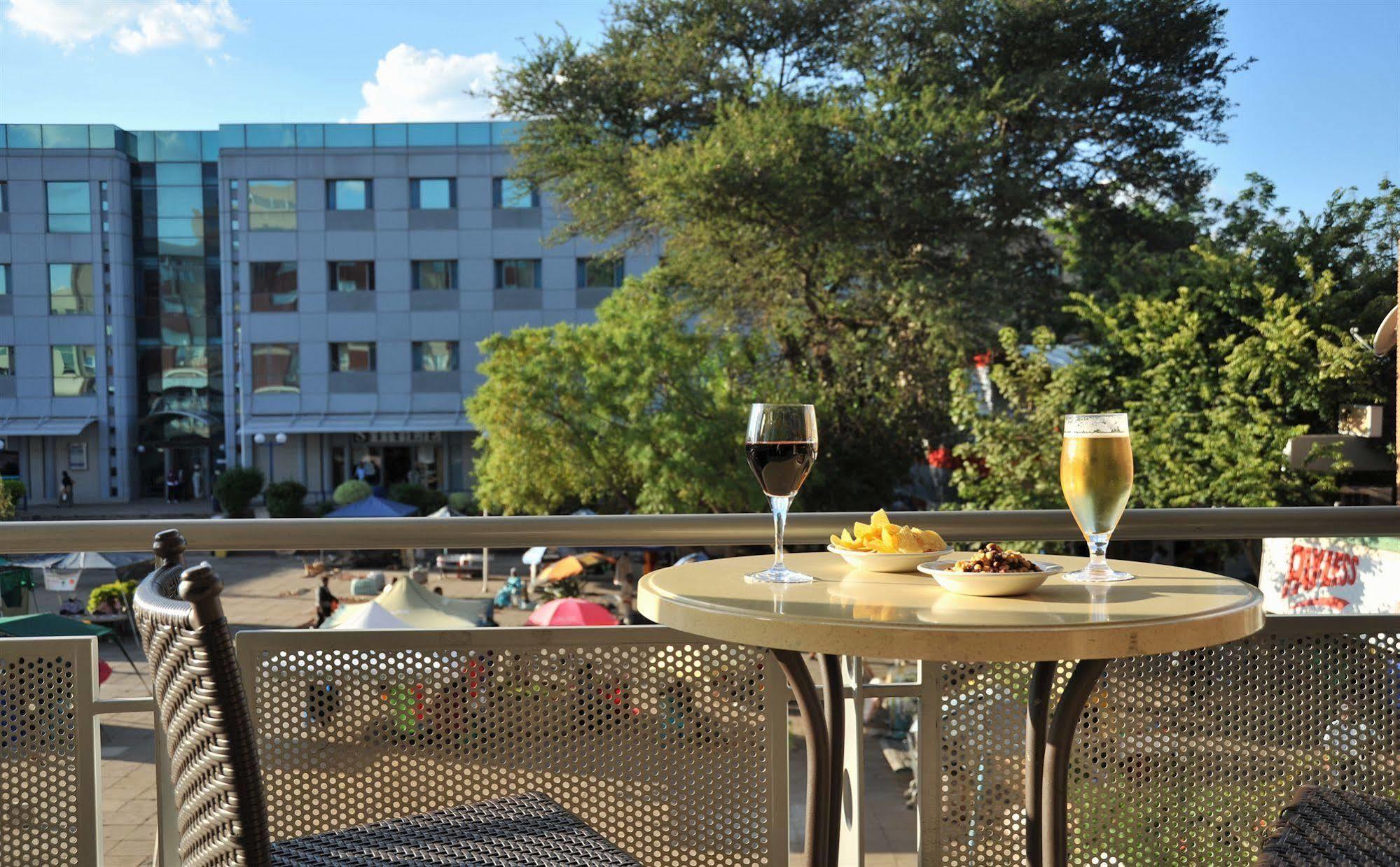 Cresta President Hotel Gaborone Dış mekan fotoğraf