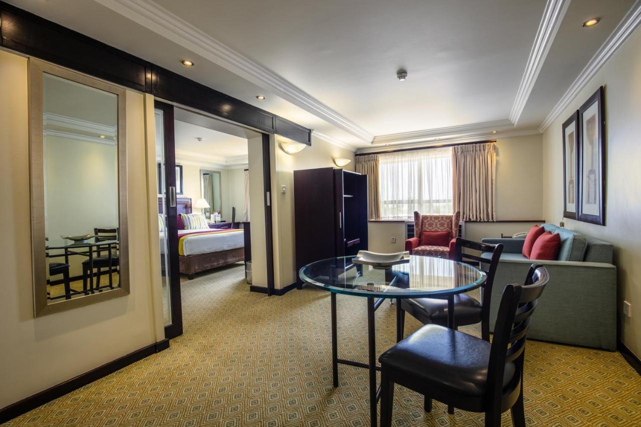 Cresta President Hotel Gaborone Dış mekan fotoğraf
