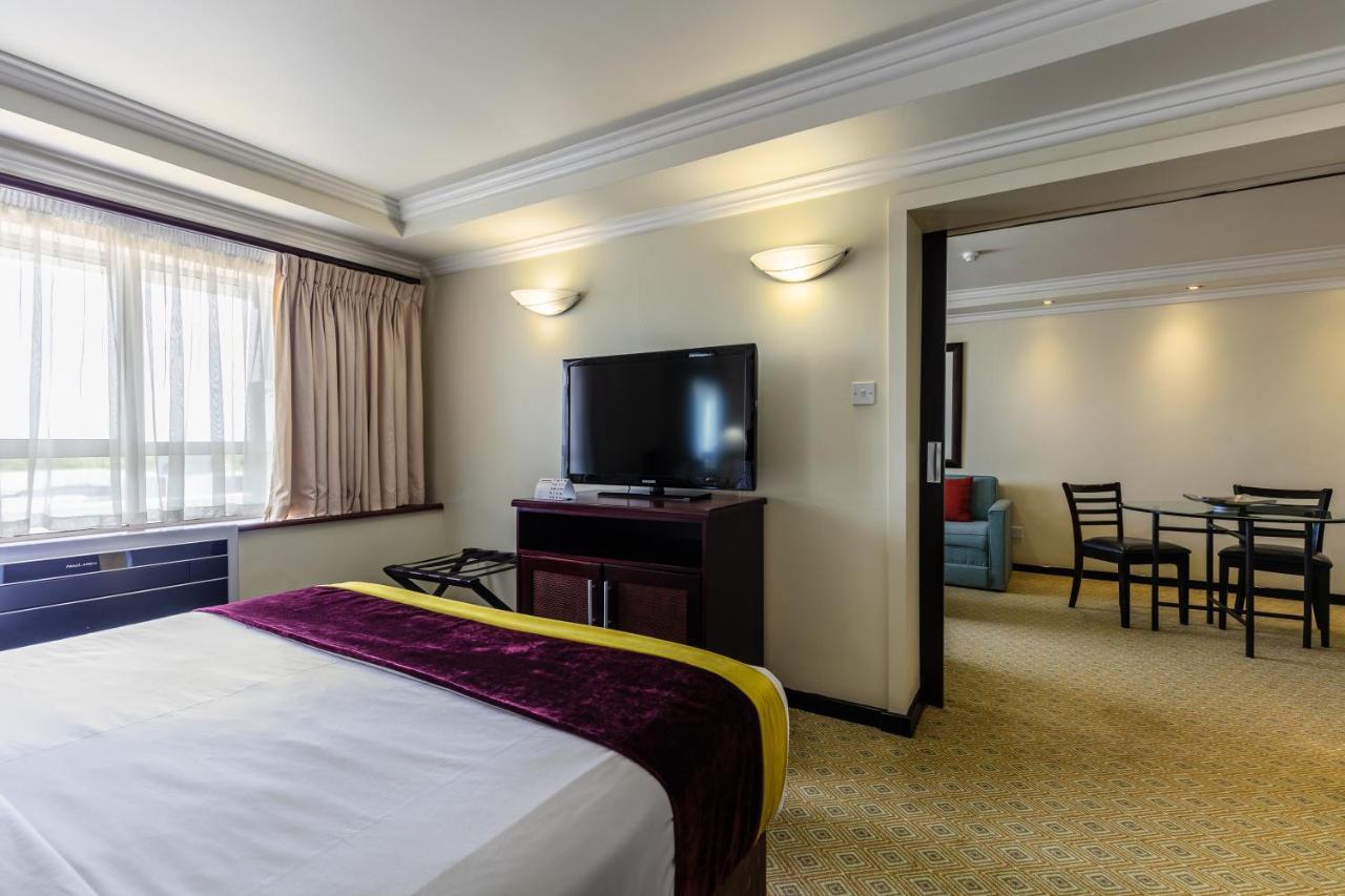 Cresta President Hotel Gaborone Dış mekan fotoğraf