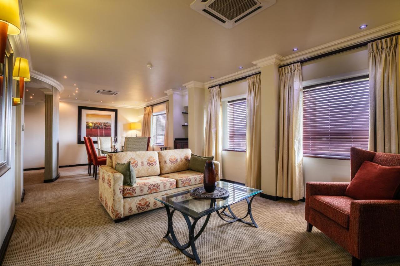 Cresta President Hotel Gaborone Dış mekan fotoğraf