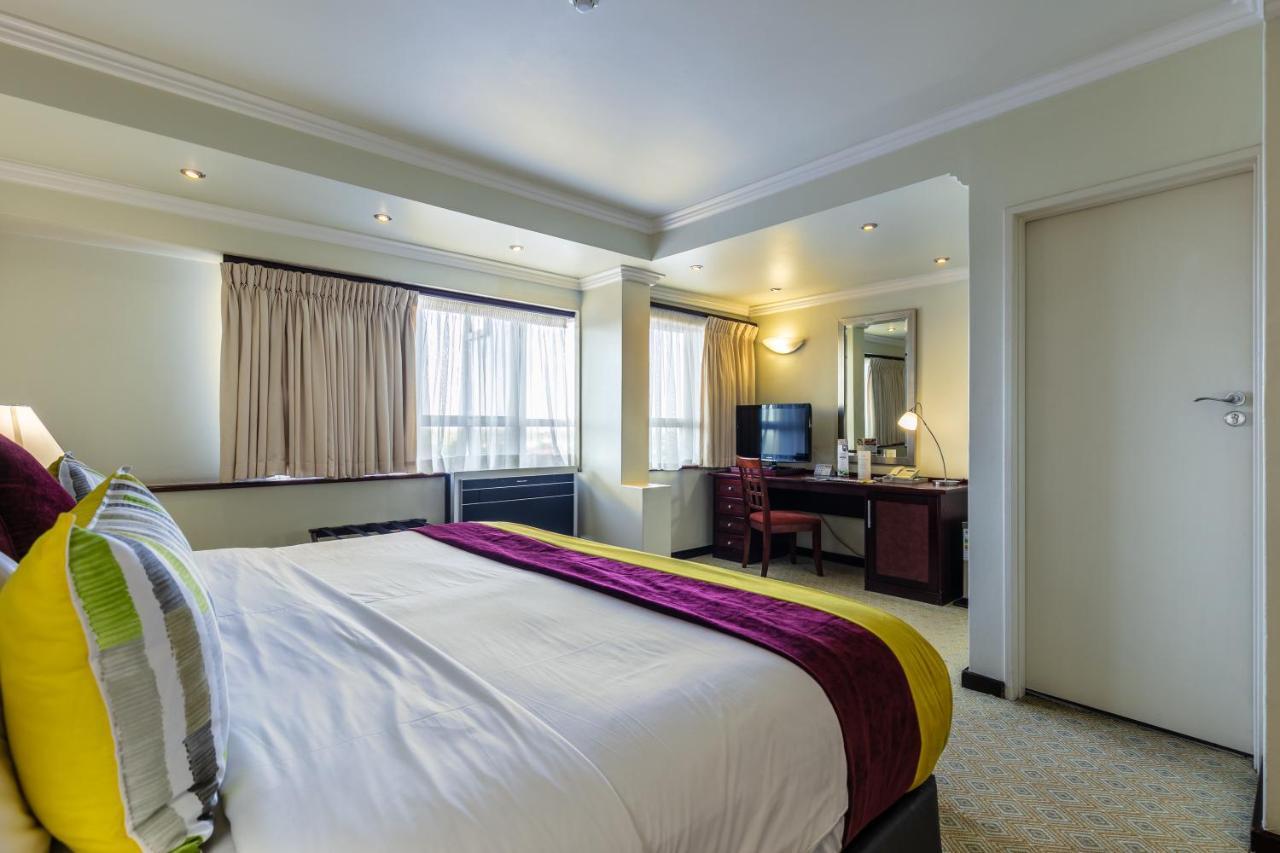 Cresta President Hotel Gaborone Dış mekan fotoğraf