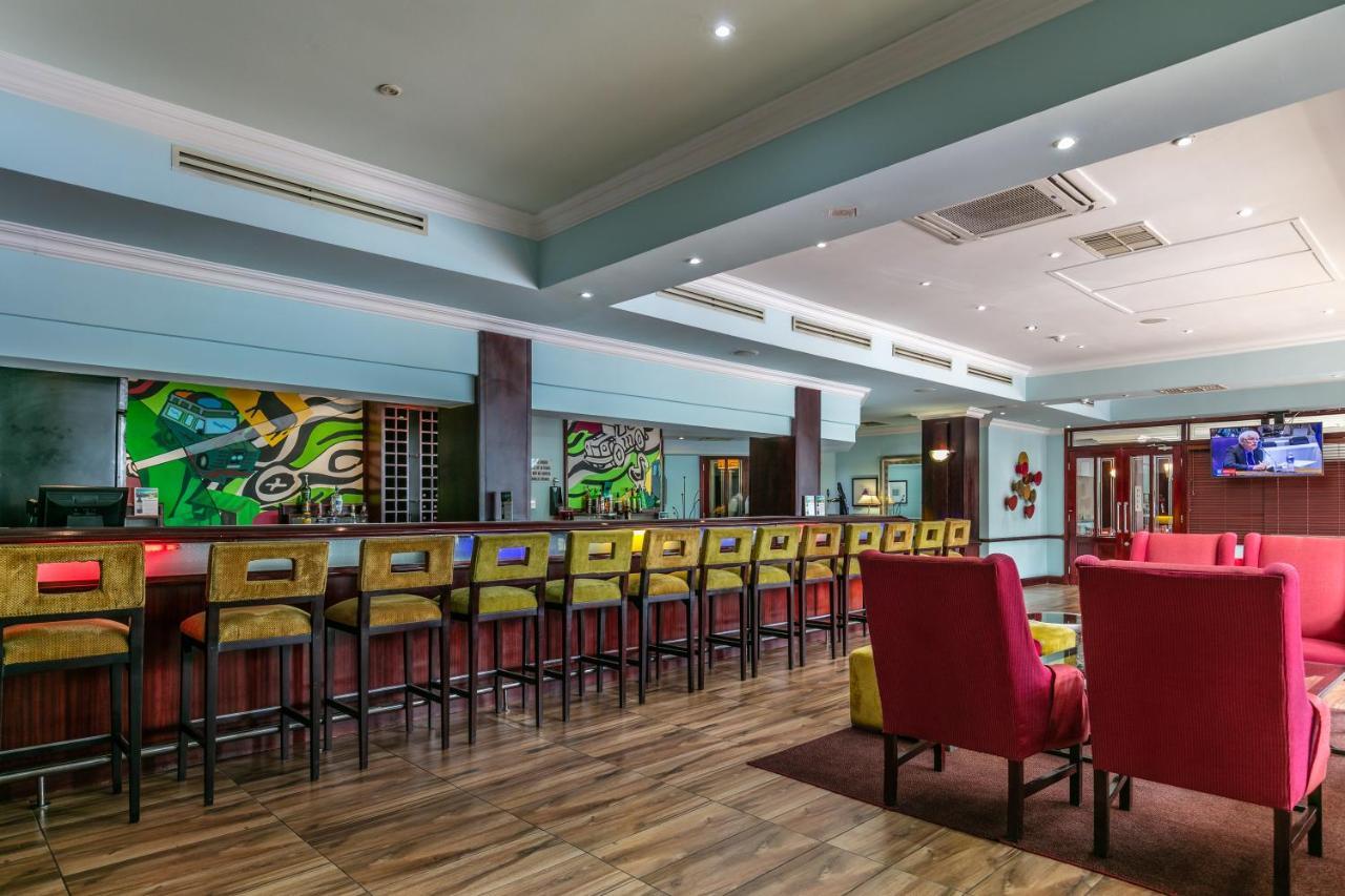Cresta President Hotel Gaborone Dış mekan fotoğraf